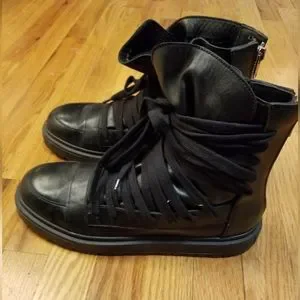 靴 KRIS VAN ASSCHE LEATHER ANKLE BOOTS pre-loved | Buy and Sell Online!